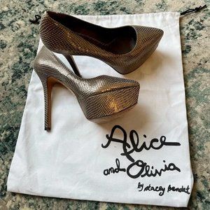 Alice and Olivia heels by Stacey Bendet - like NEW!  Size 8 US
